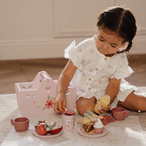 Little Dutch Wooden Picnic Set