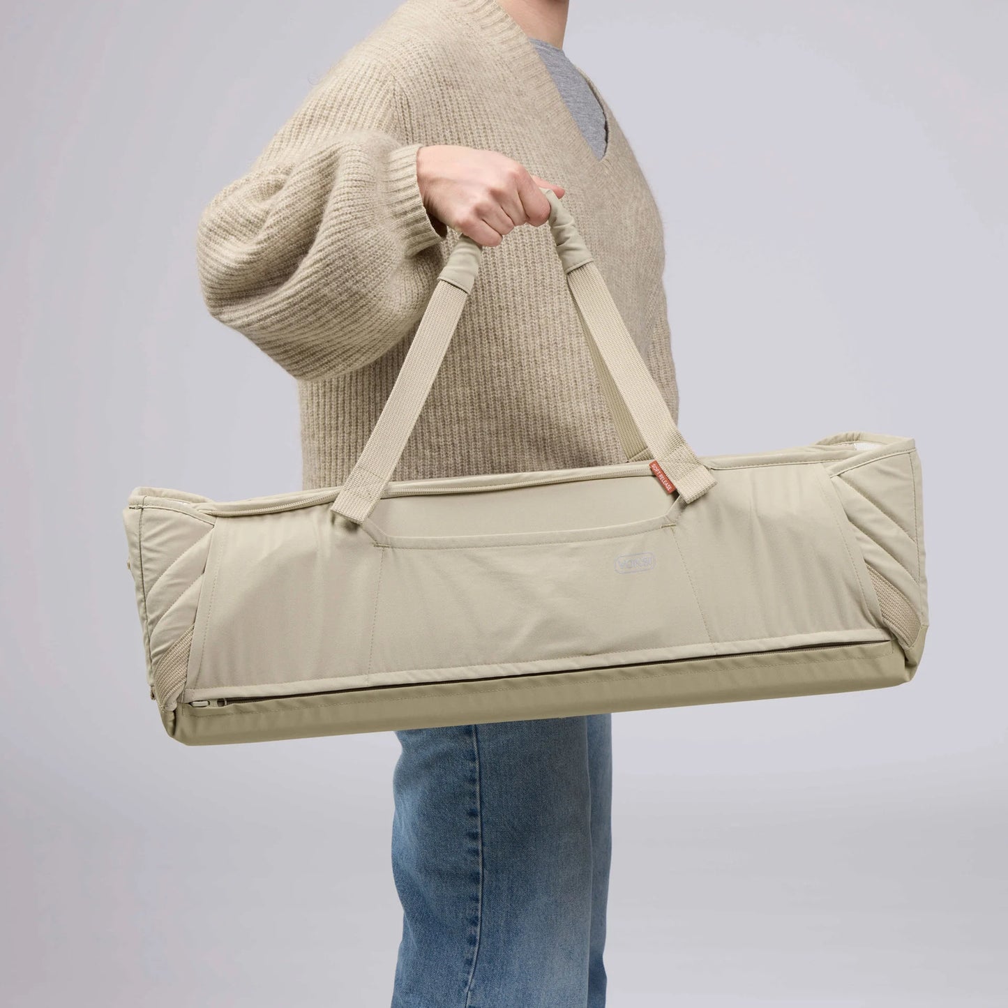 Voksi Carry Me Soft Carrycot - Seashell Sand