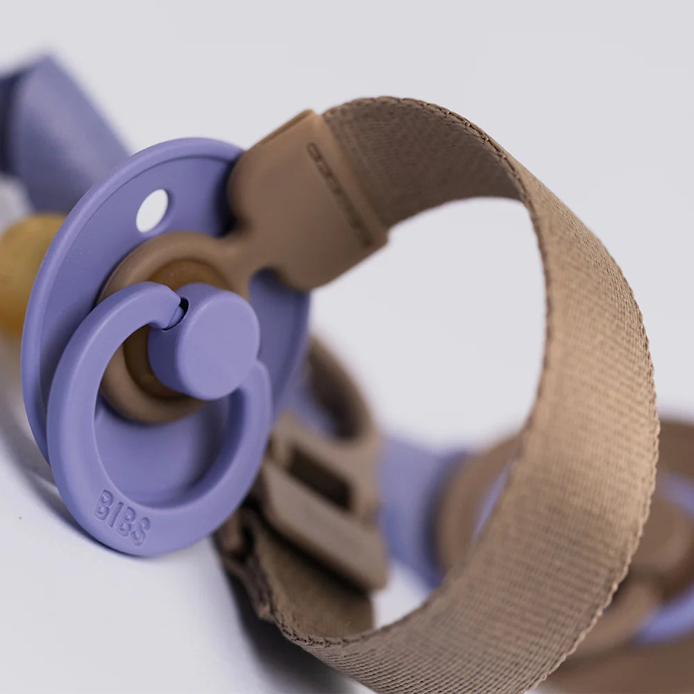 BIBS Dummy Clip Loop - Dark Oak