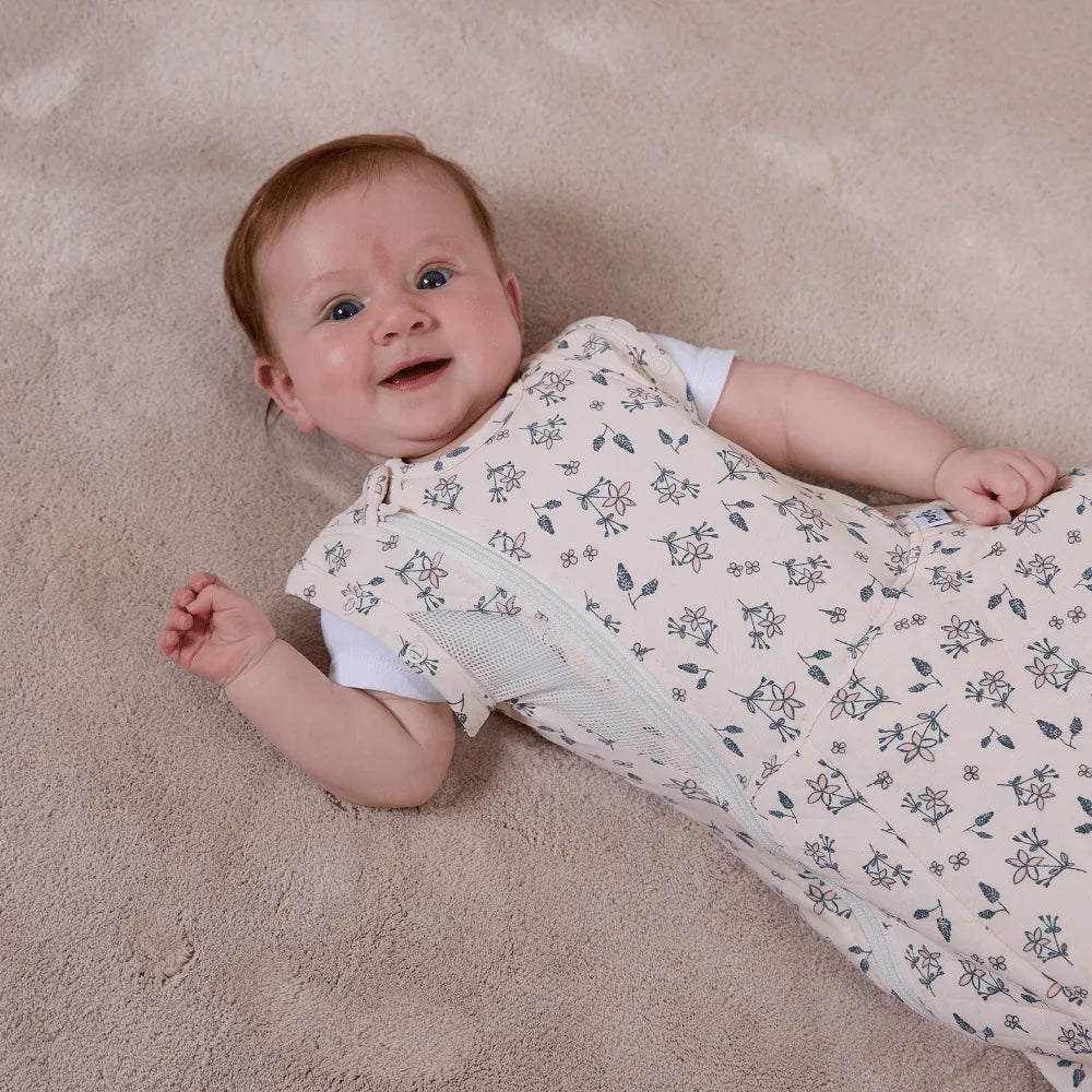 Purflo Swaddle to Sleep Bag 0-4M 2.5 tog - Daisy Dreams