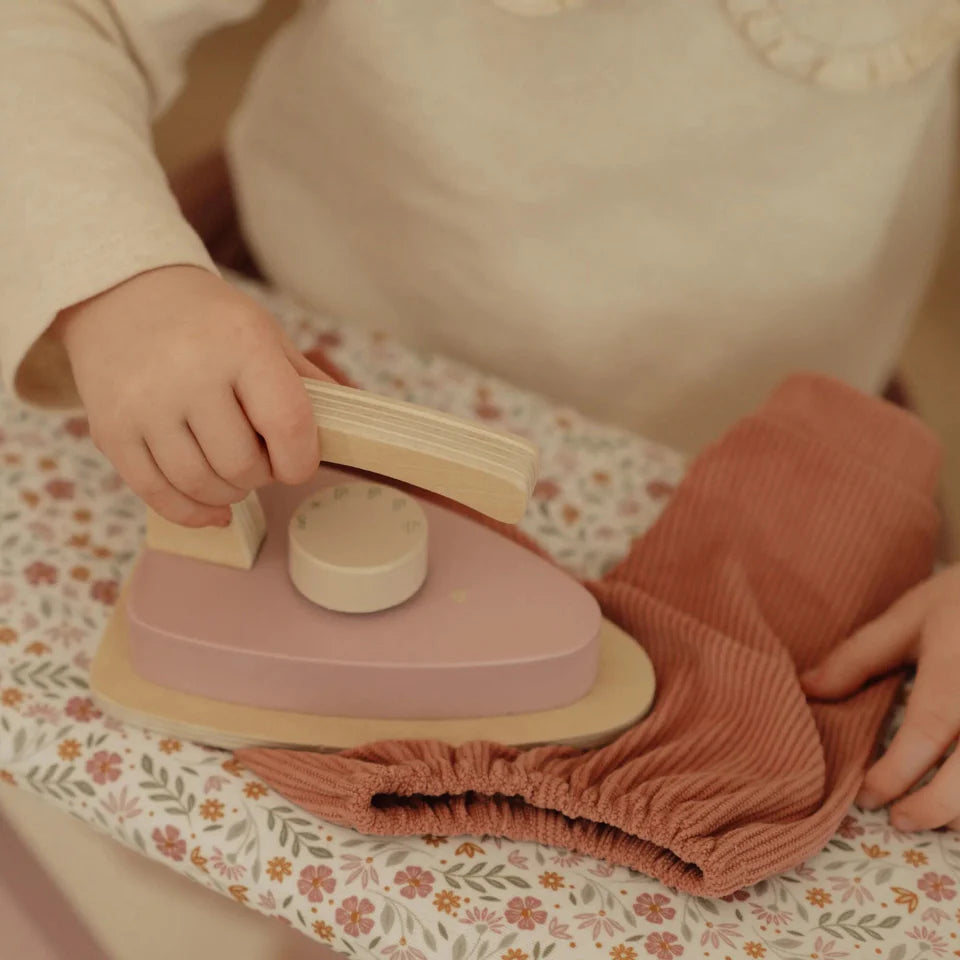 Little Dutch Ironing Board