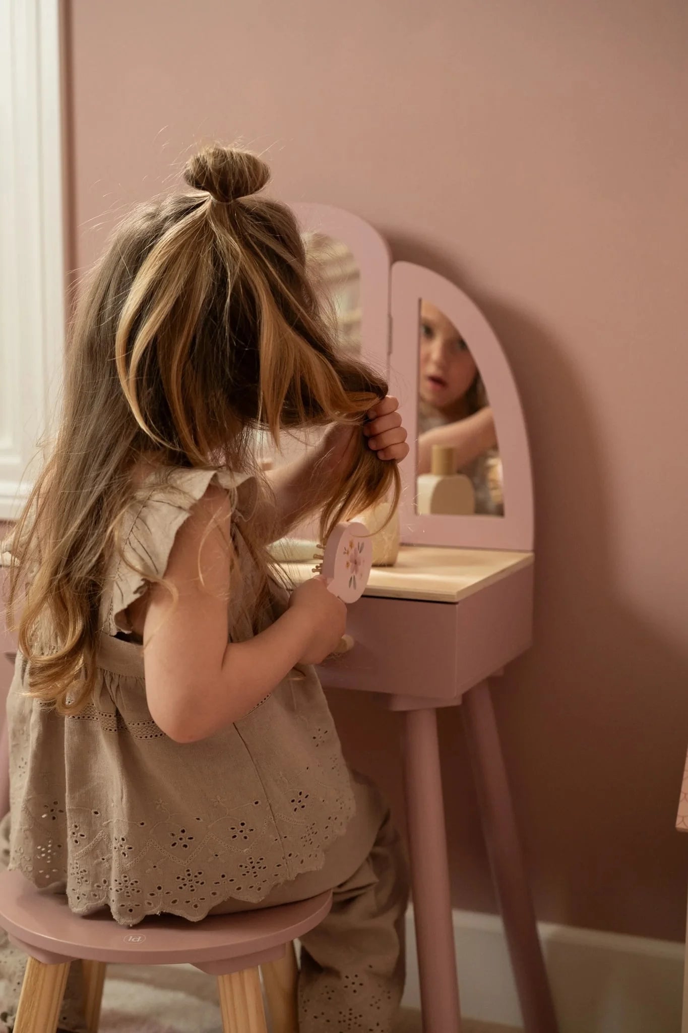 Little Dutch Vanity Dressing Table - Large