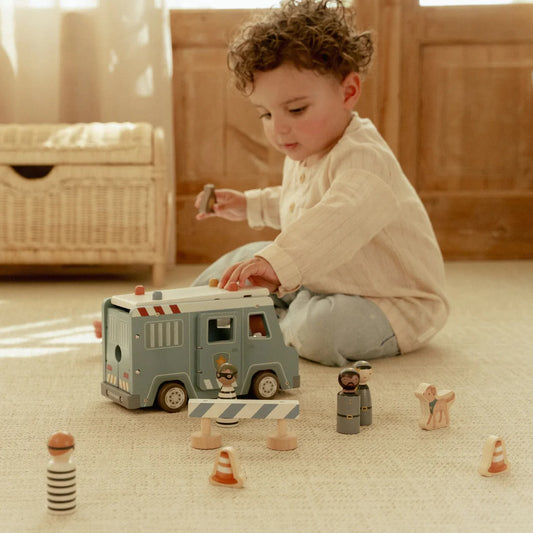 Little Dutch Police Van