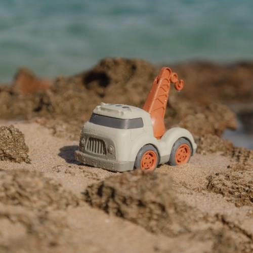 Little Dutch Tow Truck