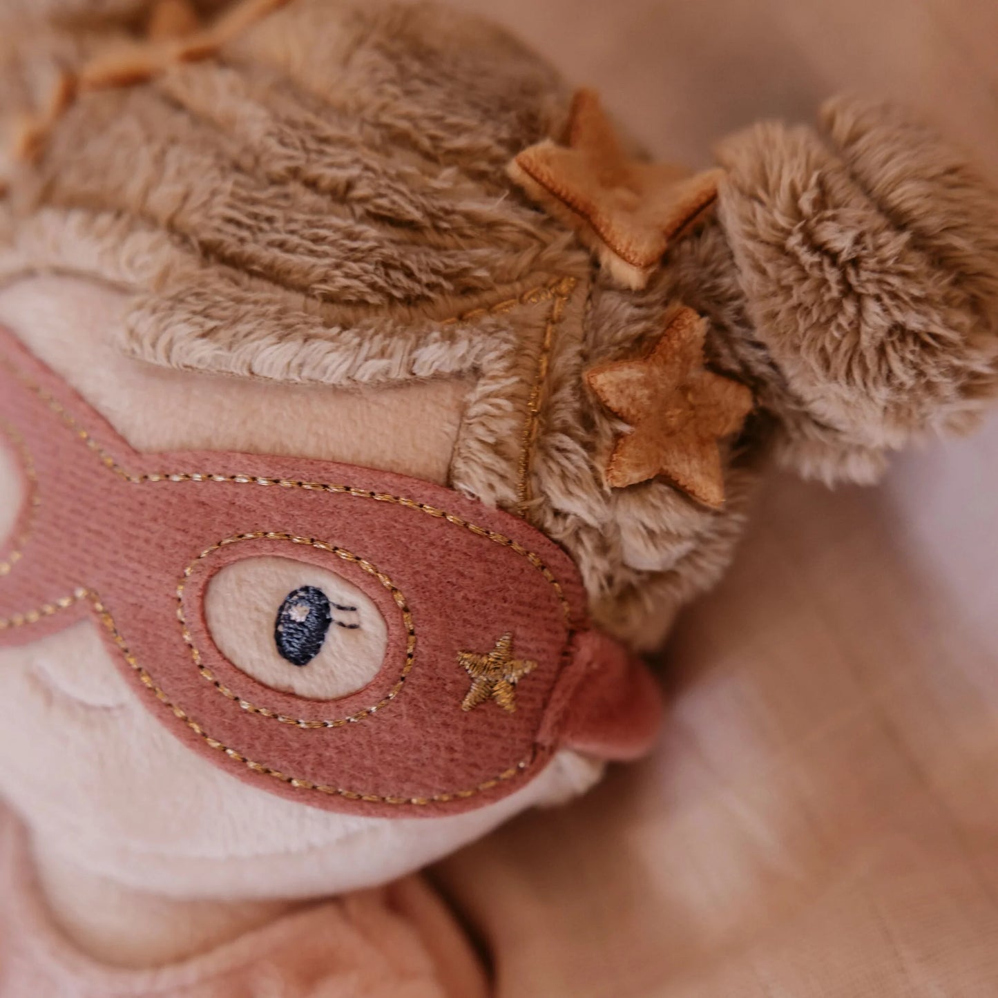 Little Dutch Cuddle Doll - Superhero Rosa