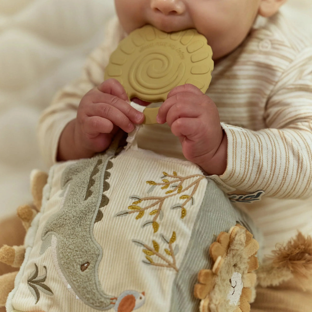 Little Dutch Soft Activity Cube - Safari Friends