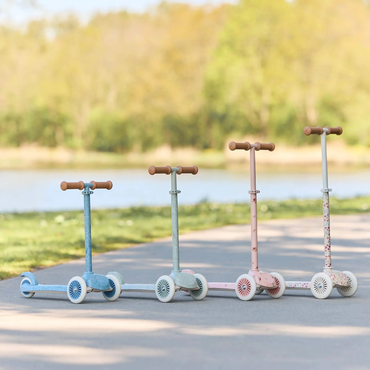 Little Dutch Scooter - Blue