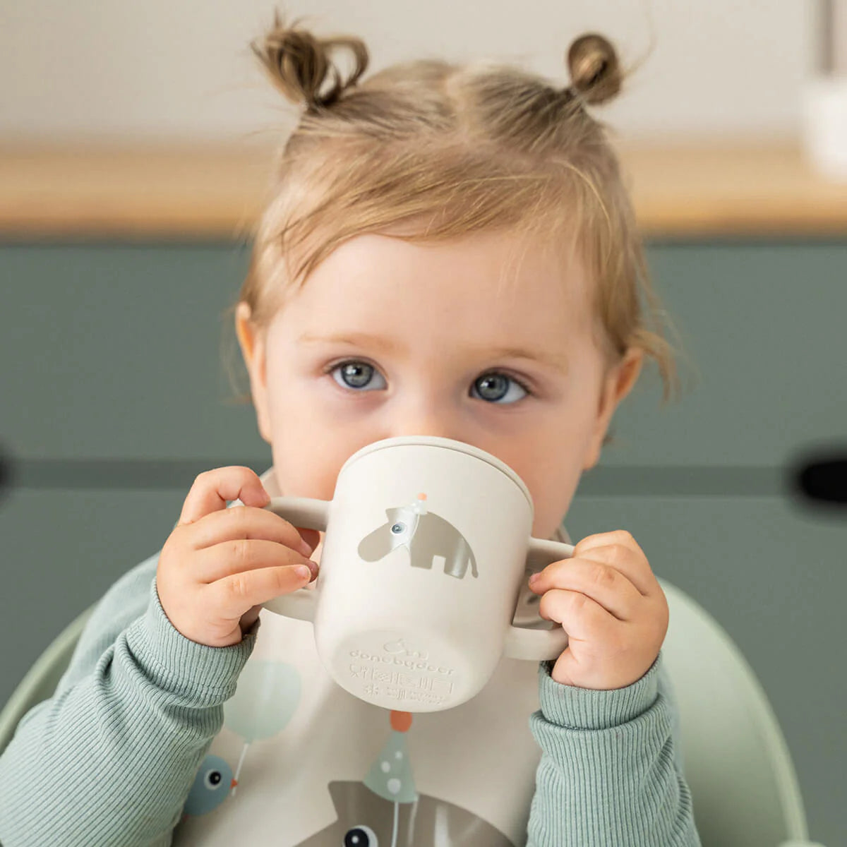 Done By Deer Silicone Spout Cup 2-handle - Celebration - Sand
