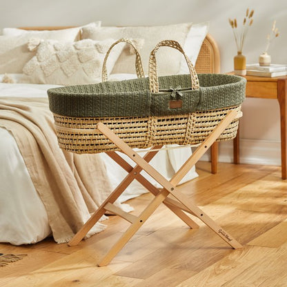 The Little Green Sheep Organic Knitted Moses Basket & Mattress
