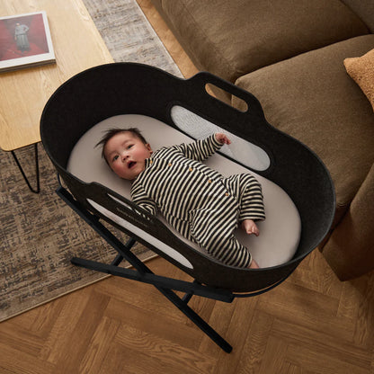 SnuzBaskit Moses Basket and Folding Stand - Graphite/Graphite