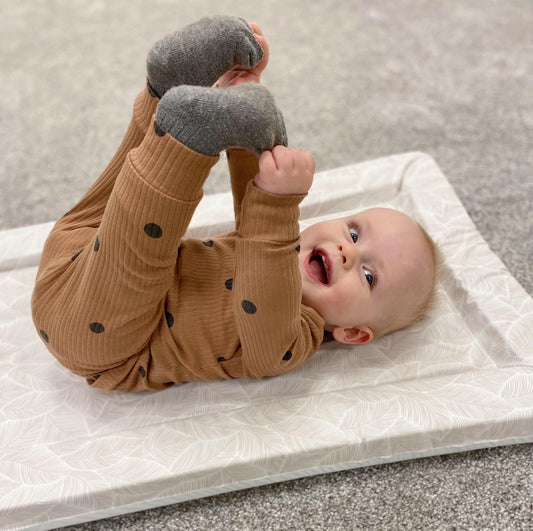 Bobbin and Bumble Baby Changing Mat - Beige Leaf Print