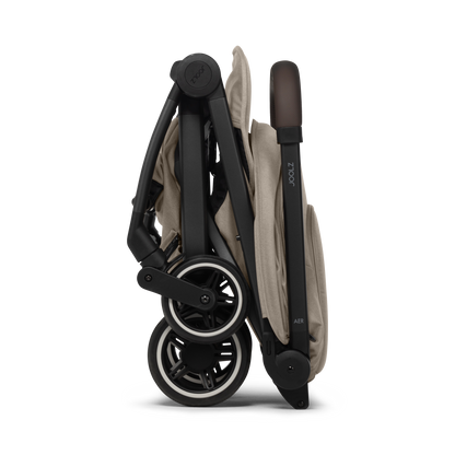 Joolz Aer+ With Cot image 3