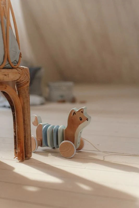 Little Dutch Pull Along Wiggle Fox