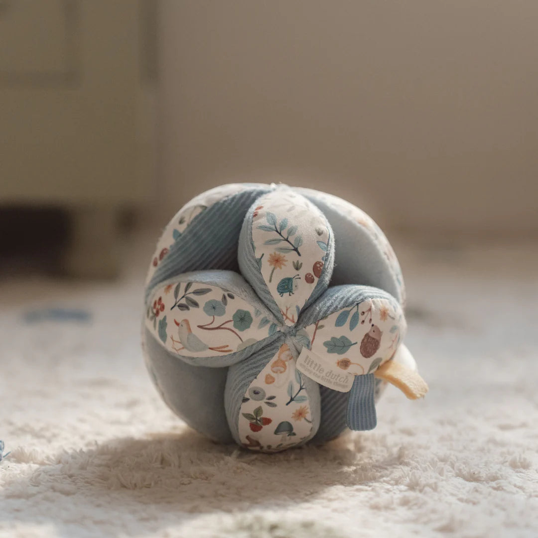 Little Dutch Gripping Ball Forest Friends image 2