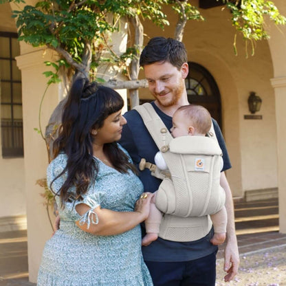 ergobaby Omni™ Breeze Carrier Natural Beige image 3