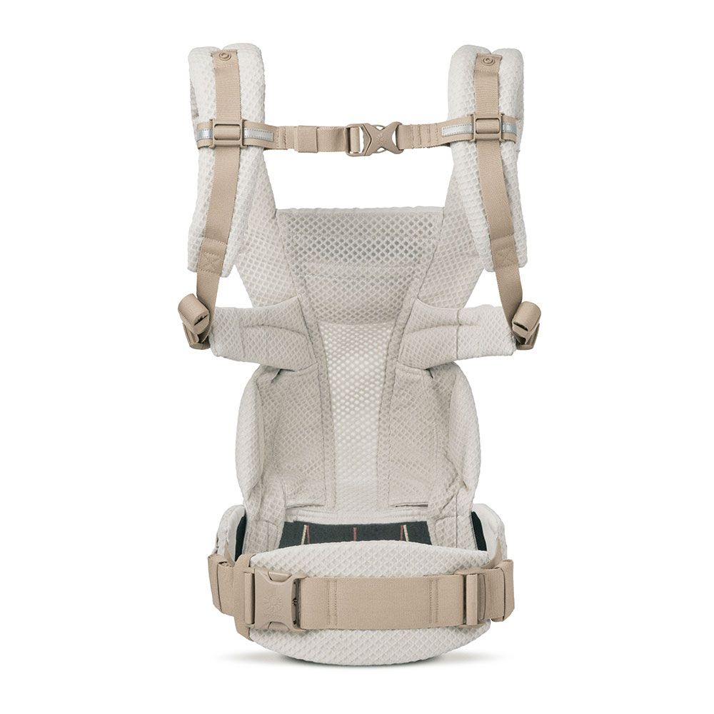 ergobaby Omni™ Breeze Carrier Natural Beige image 1