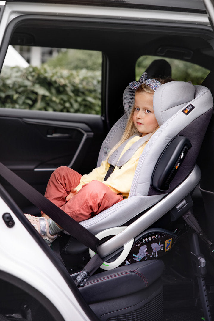 BeSafe Stretch Extended Rear Facing Car Seat image 7
