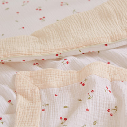 CuddleCo 4 Piece Cot Bed Bedding Set - Ditsy Cherry