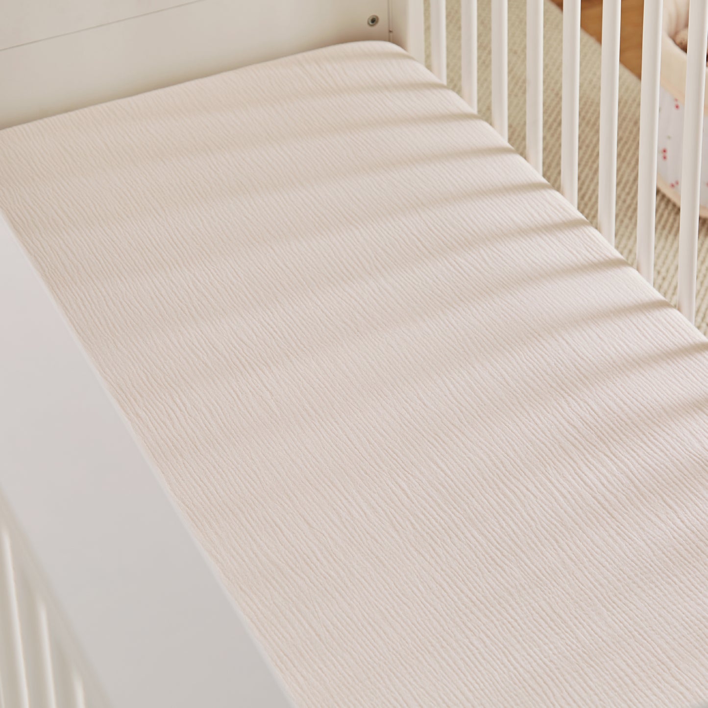 CuddleCo 4 Piece Cot Bed Bedding Set - Ditsy Cherry