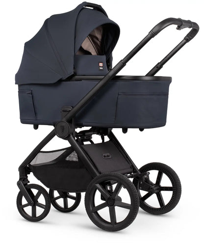 Venicci x Hunter Upline 3 - Luxury Bundle (4 in 1) Travel System