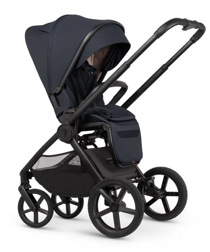Venicci x Hunter Upline 3 - Luxury Bundle (4 in 1) Travel System