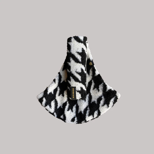 Wildride Toddler Carrier - Houndstooth Teddy