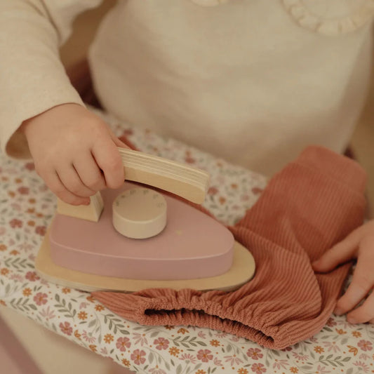 Little Dutch Ironing Board