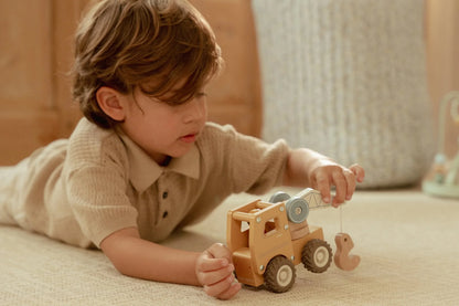 Little Dutch Wooden Crane