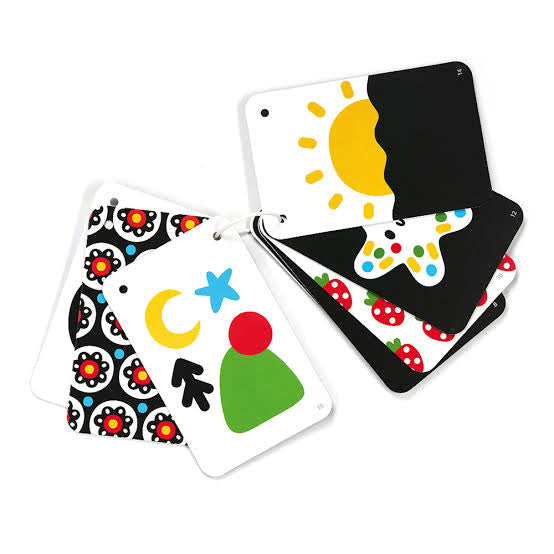 Banana Panda High Contrast Baby Cards On A String 0m+
