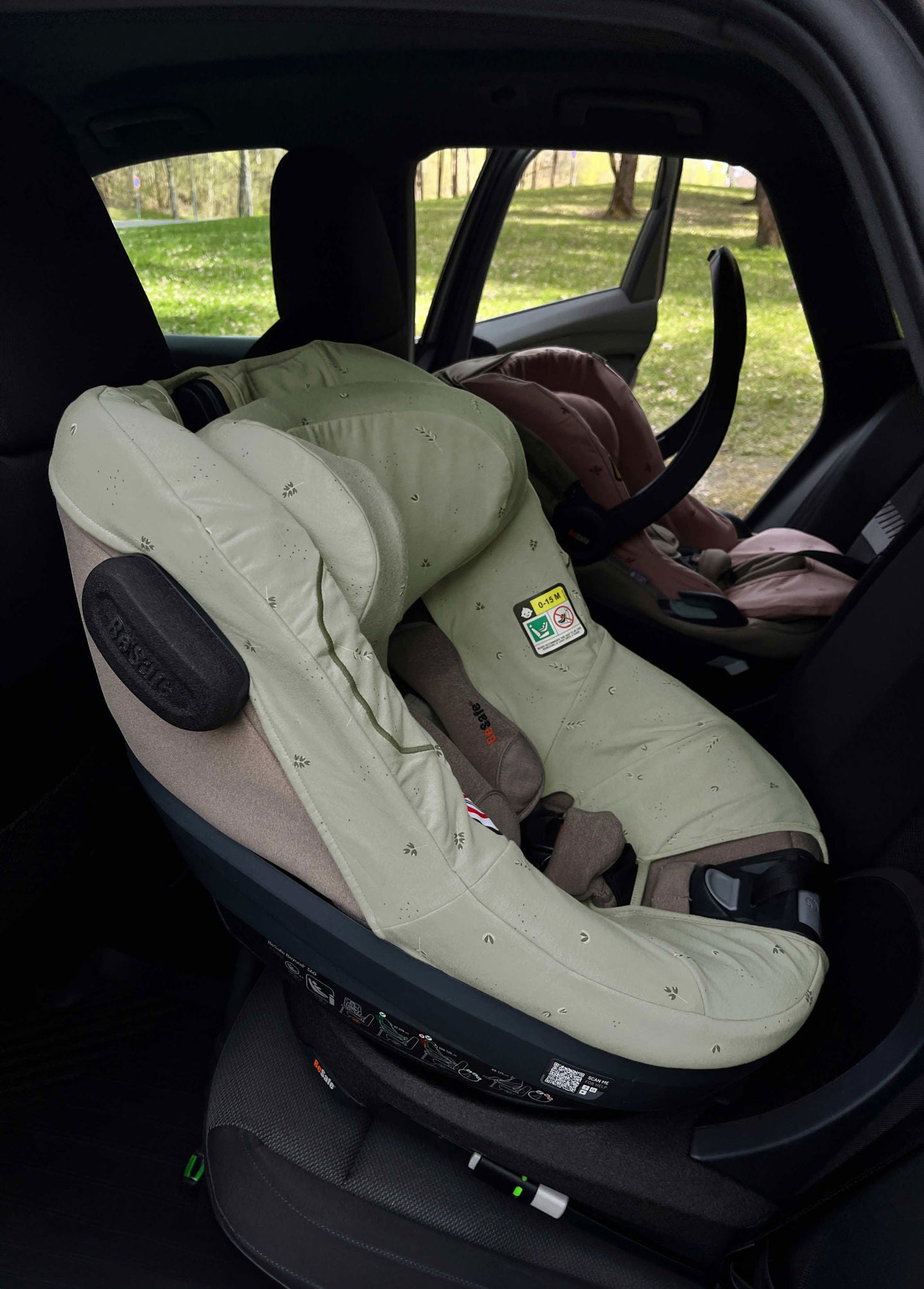 BeSafe Child Seat Cover - Beyond