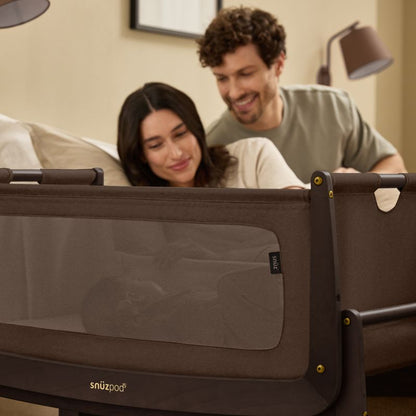 Snüz SnuzPod5 Bedside Crib - Chocolate