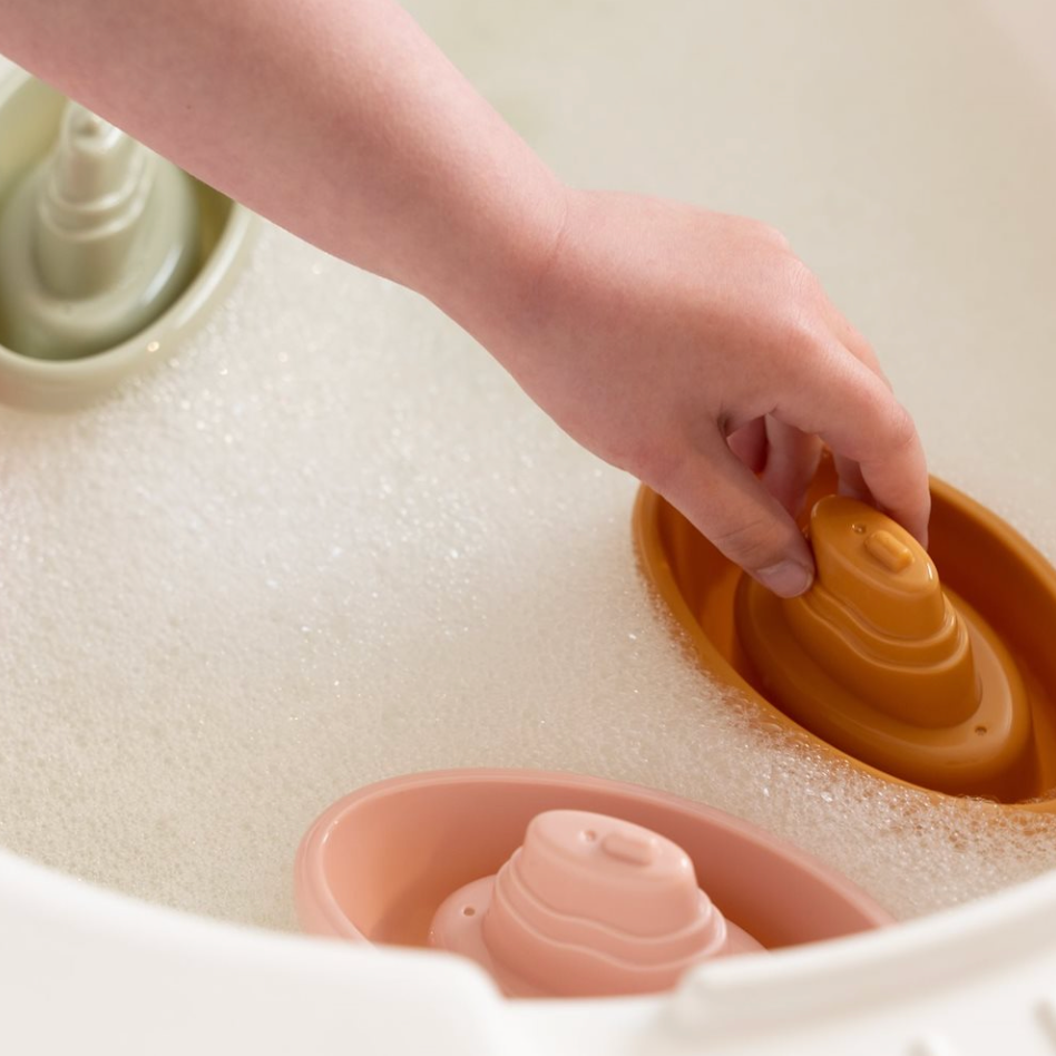 Little Dutch Stackable Bath Boats Pink image 2