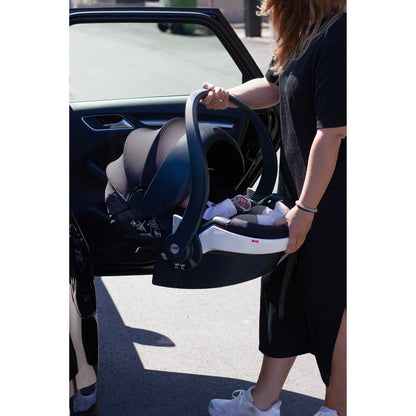 BeSafe iZi Go Modular X2 Infant Car Seat