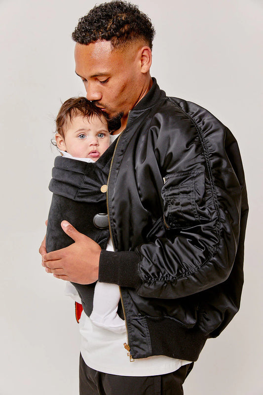 Bizzi Growin Nomad Air Baby Carrier - Panther Black Velvet