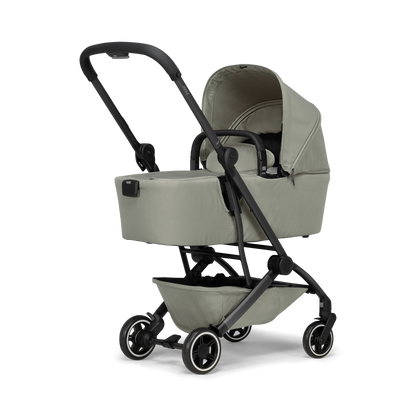Joolz Aer+ With Cot image 4