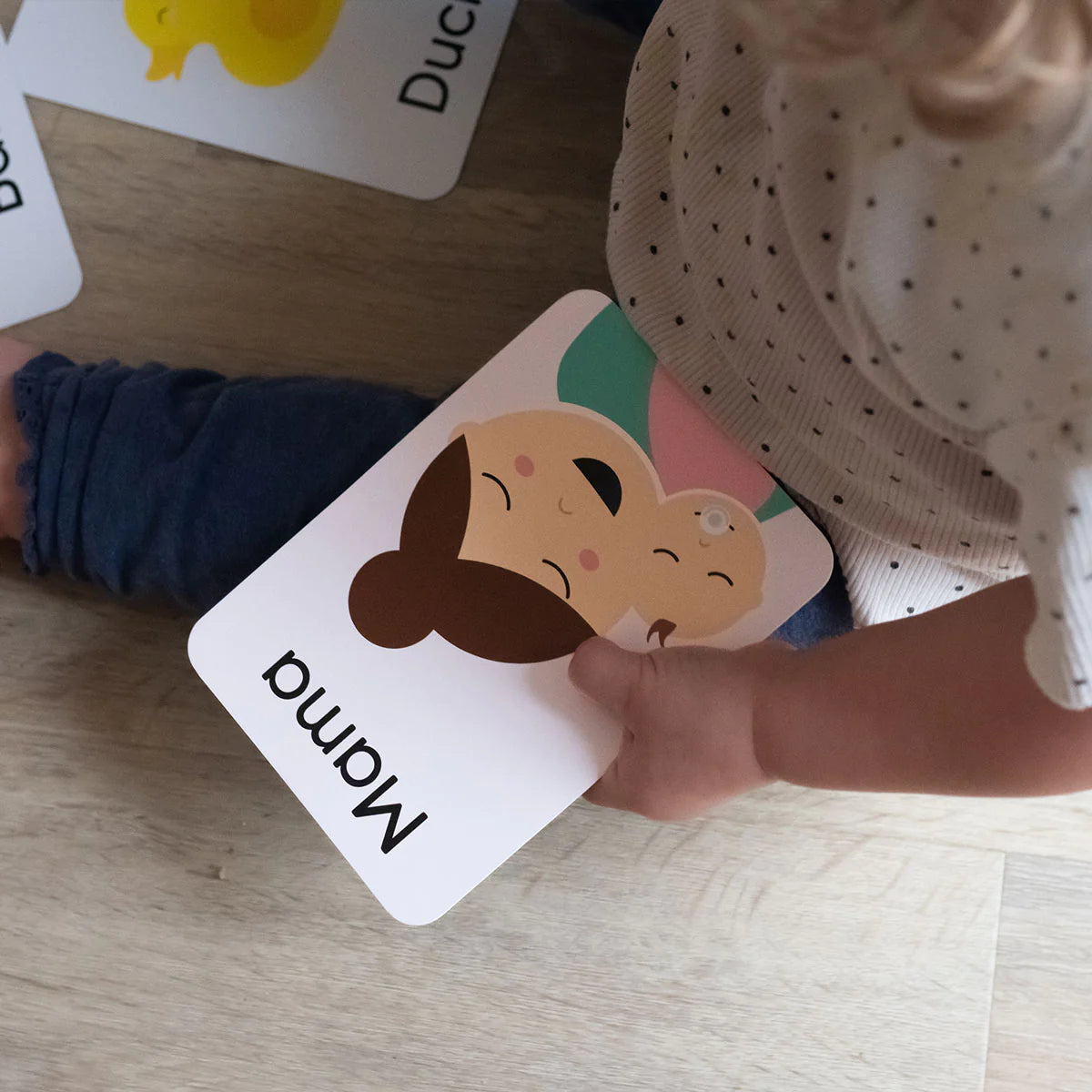 Priya & Peanut First Words Flashcards image 3