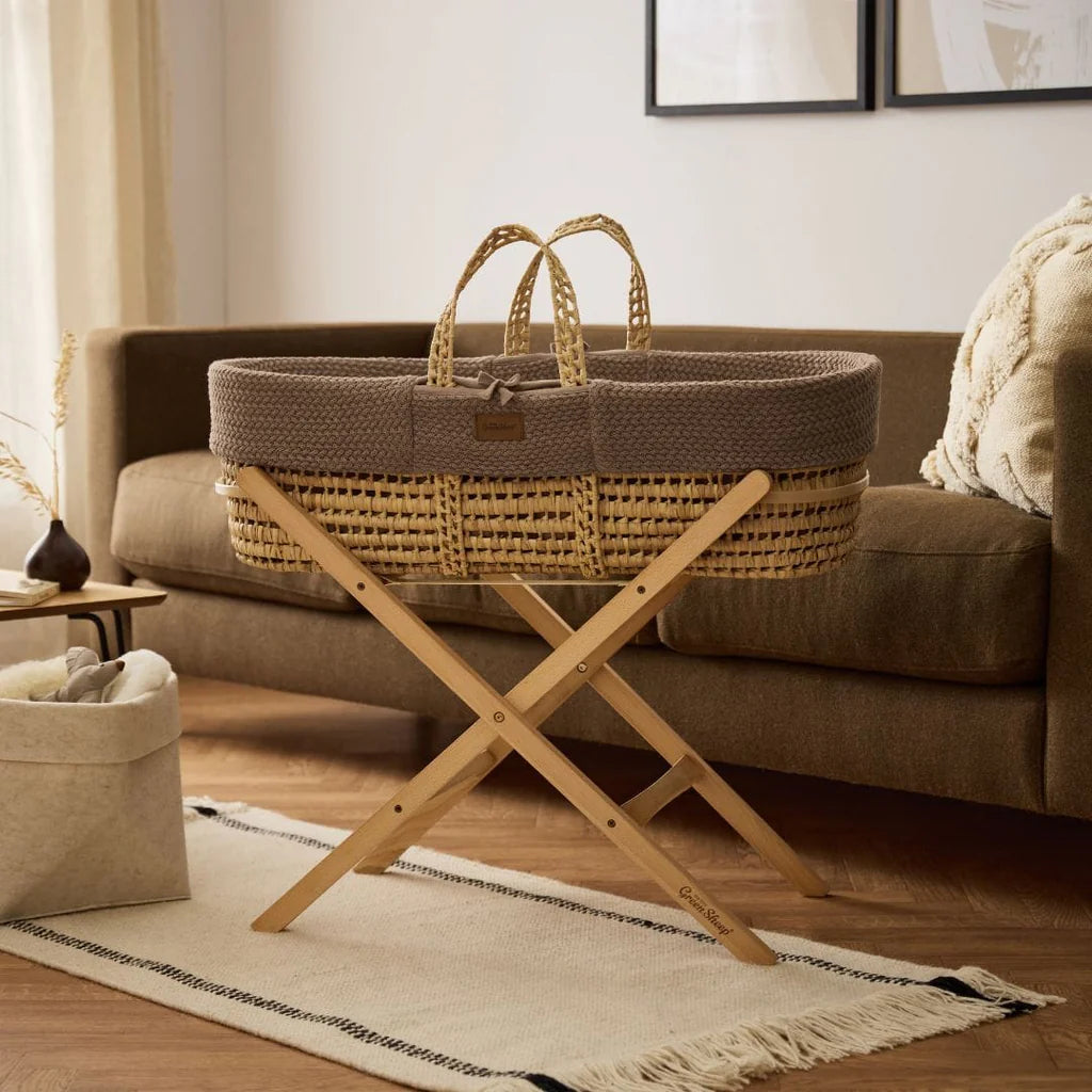 The Little Green Sheep Organic Wheat Knit Moses Basket & Mattress
