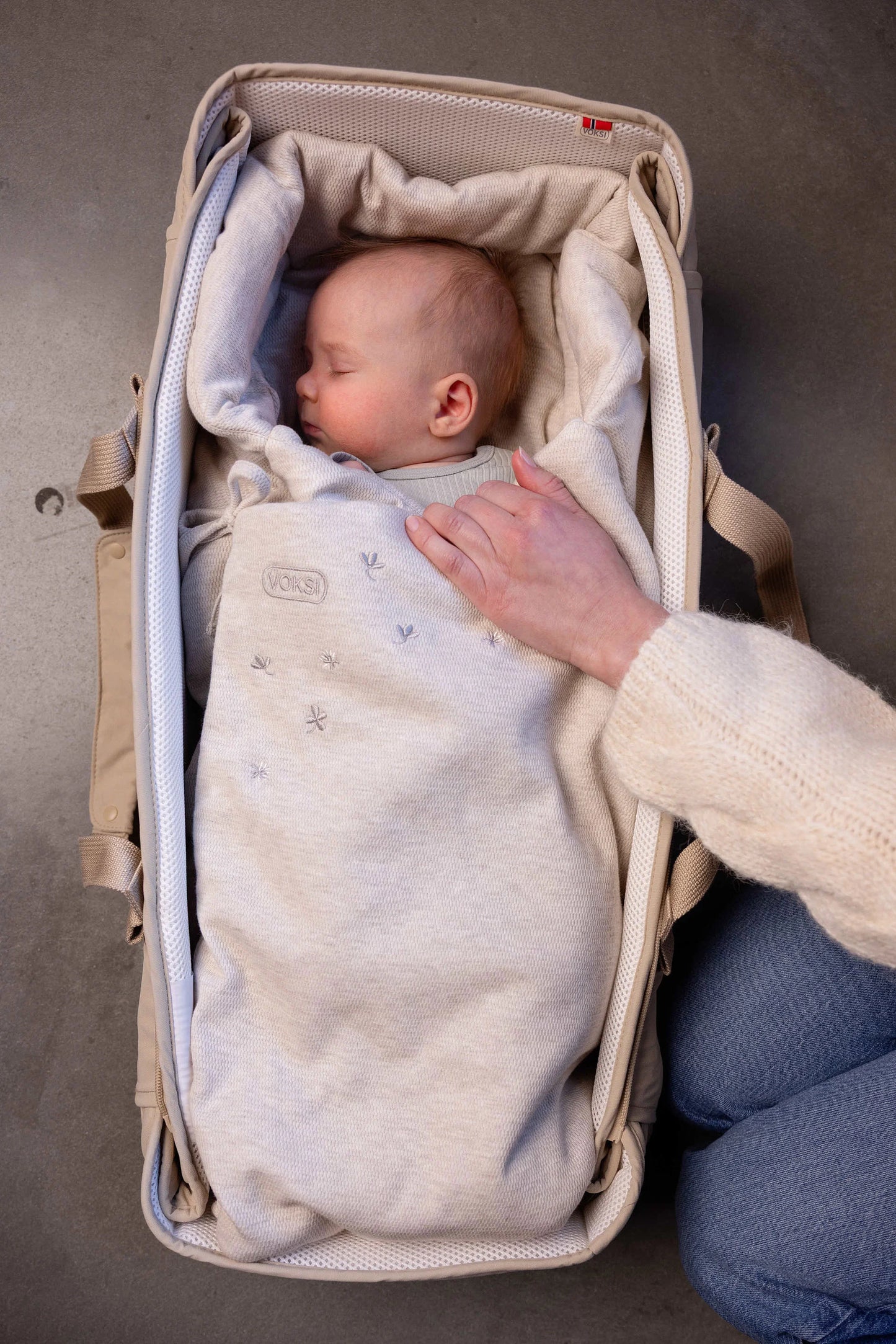 Voksi Wool Wrap Swaddle Bag - Sand